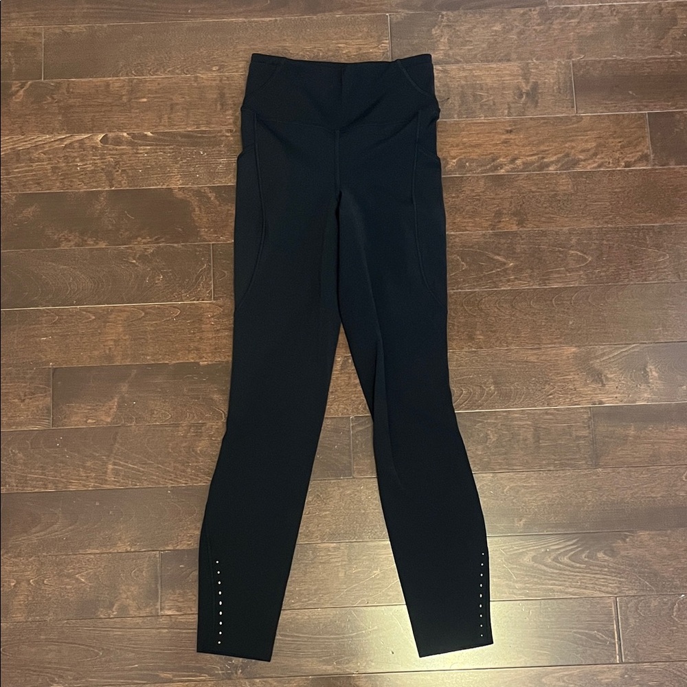 Lululemon Base Pace High-Rise Crop 23” *Pockets